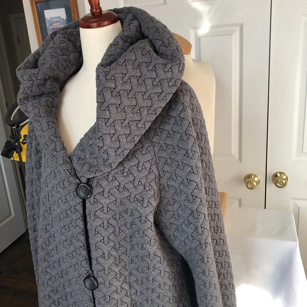 Gallery Charcoal Patterned Knit Hooded Coat - Picture 2 of 12
